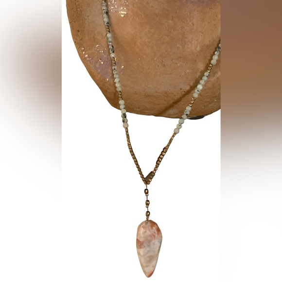 Jewelry - Peach Agate Natural Stone Necklace